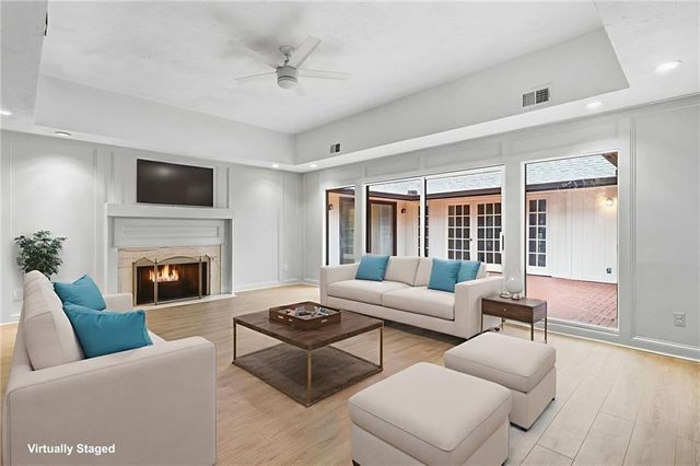 1130 Valley Ridge Court SE, Marietta, GA 30067