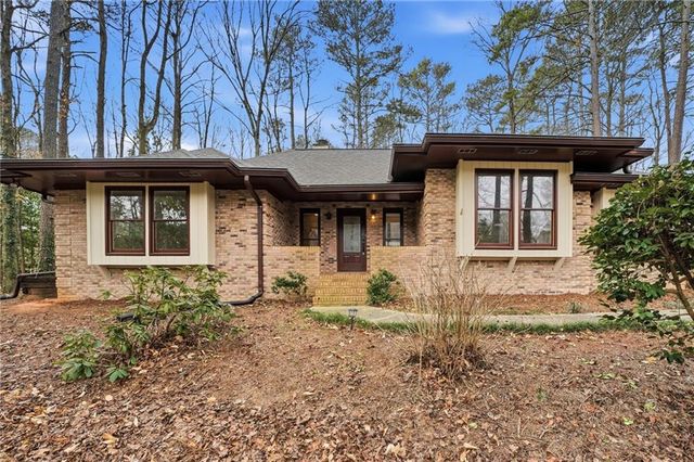 1130 Valley Ridge Court SE, Marietta, GA 30067
