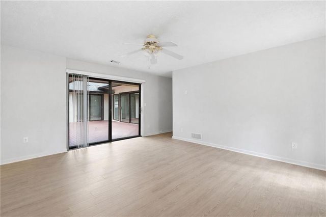 1130 Valley Ridge Court SE, Marietta, GA 30067