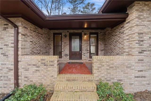 1130 Valley Ridge Court SE, Marietta, GA 30067