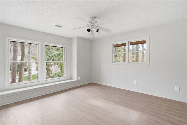 1130 Valley Ridge Court SE, Marietta, GA 30067