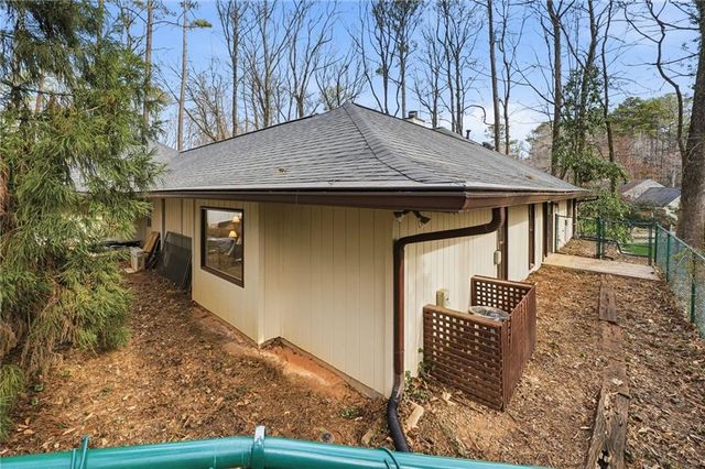 1130 Valley Ridge Court SE, Marietta, GA 30067
