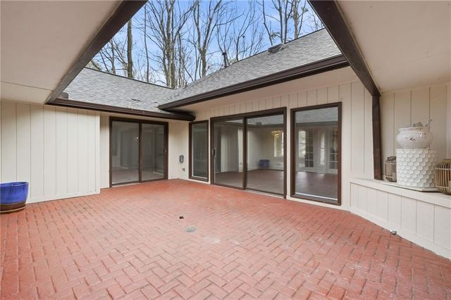 1130 Valley Ridge Court SE, Marietta, GA 30067