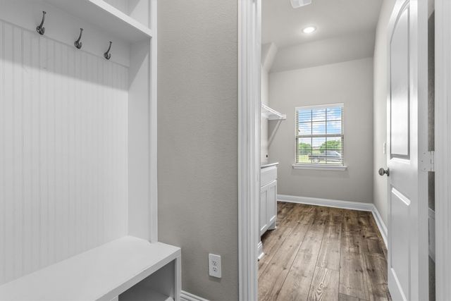 312 Ledstone Court, Rockwall, TX 75032
