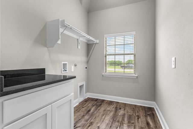 312 Ledstone Court, Rockwall, TX 75032