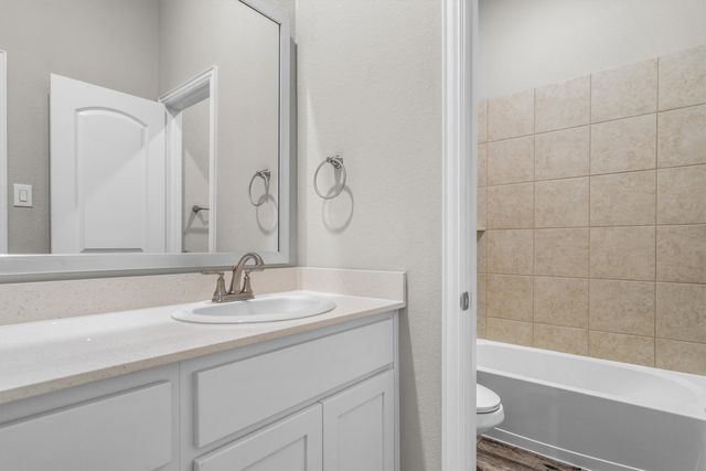 312 Ledstone Court, Rockwall, TX 75032