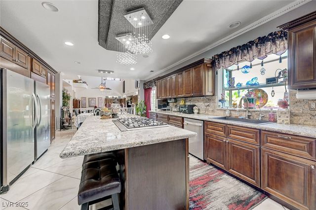 8960 Lansberry Court, Las Vegas, NV 89147