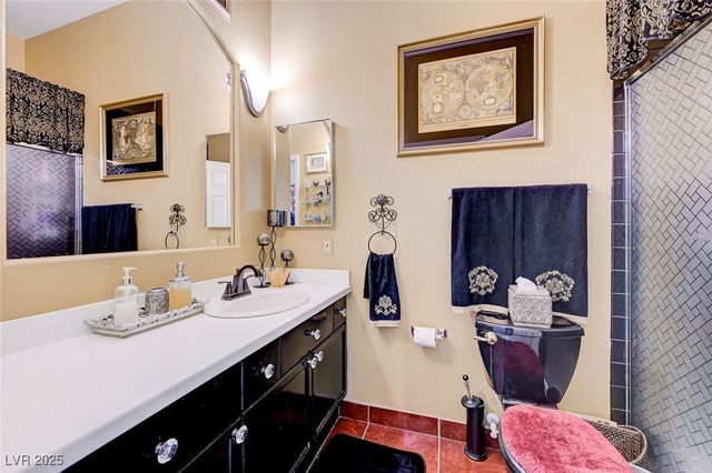 8960 Lansberry Court, Las Vegas, NV 89147