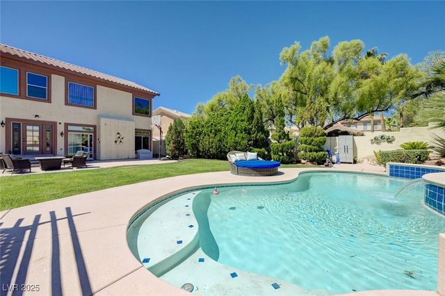 8960 Lansberry Court, Las Vegas, NV 89147