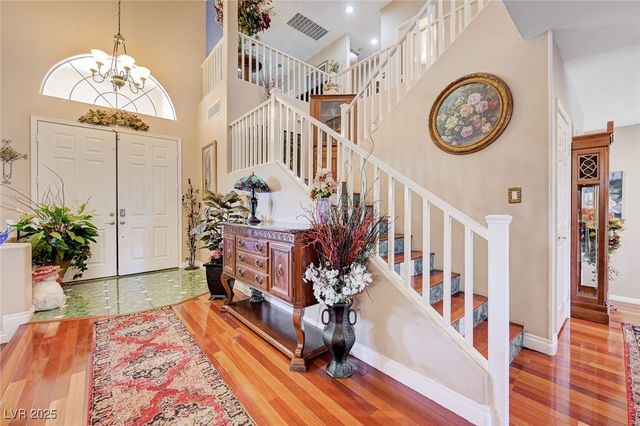 8960 Lansberry Court, Las Vegas, NV 89147