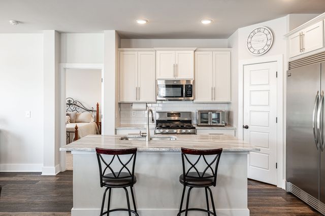 241 Griffin Ln, Gallatin, TN 37066