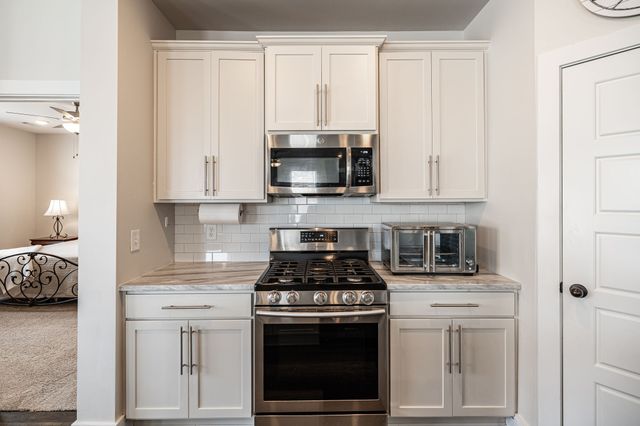 241 Griffin Ln, Gallatin, TN 37066