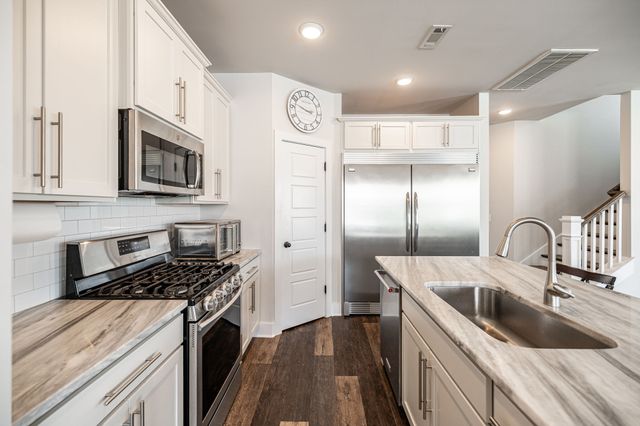 241 Griffin Ln, Gallatin, TN 37066
