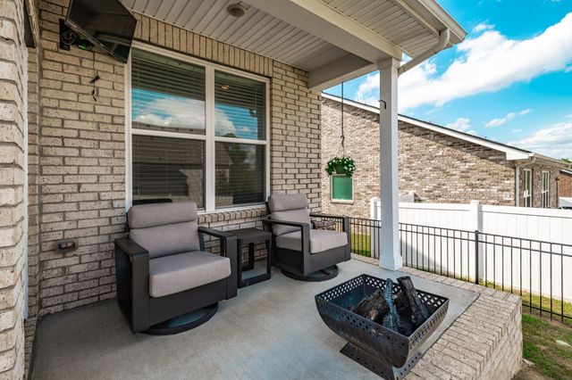 241 Griffin Ln, Gallatin, TN 37066