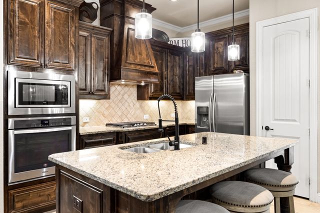 5204 Soren Street, Irving, TX 75038