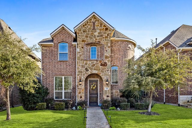 5204 Soren Street, Irving, TX 75038