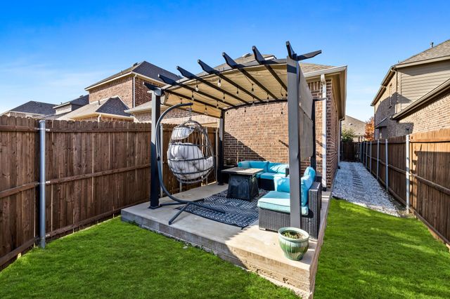 5204 Soren Street, Irving, TX 75038