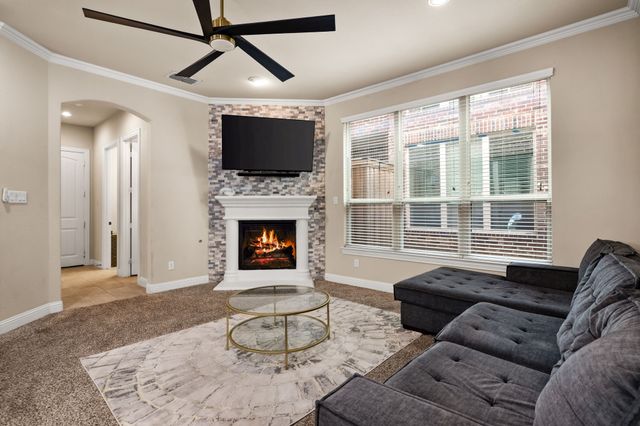 5204 Soren Street, Irving, TX 75038