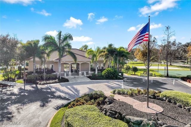 598 Grand Rapids BLVD, Naples, FL 34120