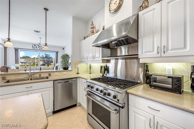 598 Grand Rapids BLVD, Naples, FL 34120