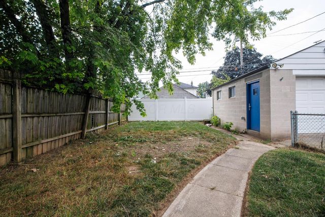 555 Nashoba Avenue, Columbus, OH 43223