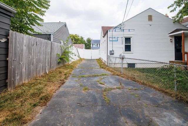 555 Nashoba Avenue, Columbus, OH 43223