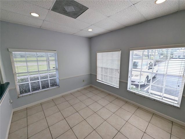923 37th Place, Vero Beach, FL 32960
