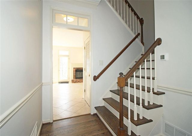 128 River Ridge Lane, Roswell, GA 30075