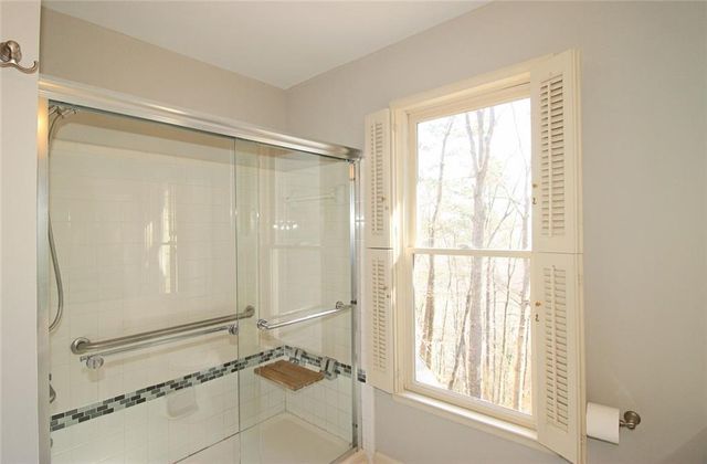 128 River Ridge Lane, Roswell, GA 30075