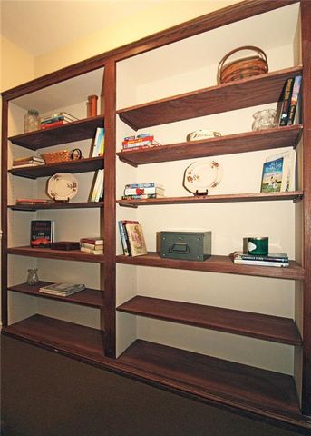 128 River Ridge Lane, Roswell, GA 30075