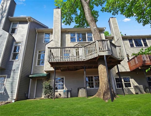 128 River Ridge Lane, Roswell, GA 30075