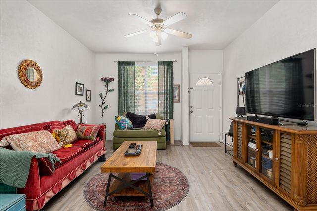 3960 SW 20TH AVENUE 1010, Gainesville, FL 32607