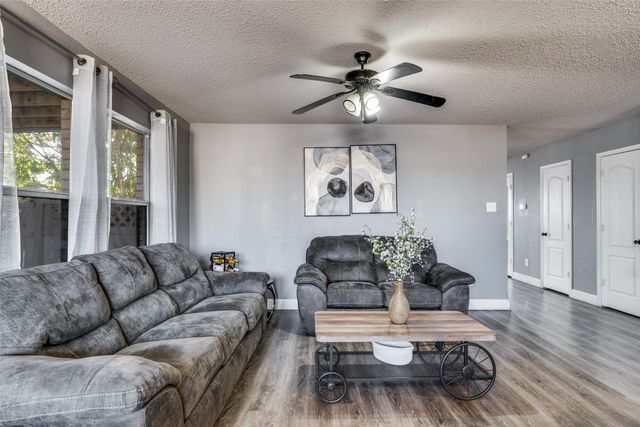 2809 Southridge Drive, Sachse, TX 75048