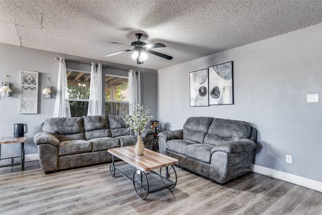 2809 Southridge Drive, Sachse, TX 75048