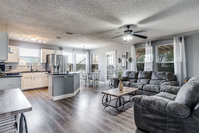 2809 Southridge Drive, Sachse, TX 75048