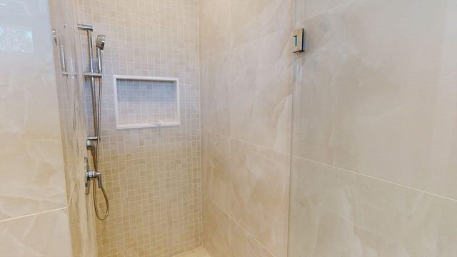 179 Appleton St 2, Cambridge, MA 02138