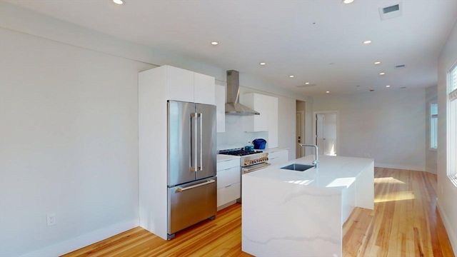 179 Appleton St 2, Cambridge, MA 02138