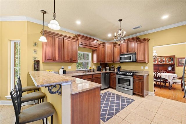 5 Plantation Oaks Drive, Mary Esther, FL 32569