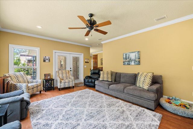 5 Plantation Oaks Drive, Mary Esther, FL 32569