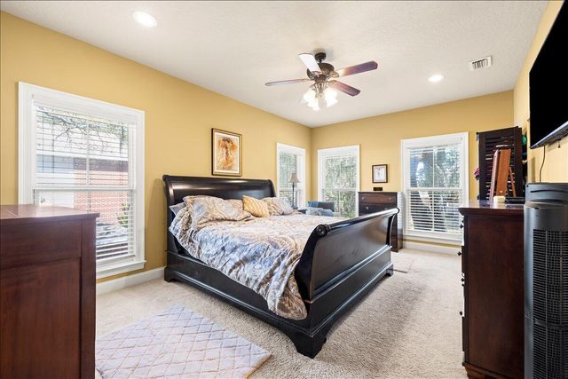 5 Plantation Oaks Drive, Mary Esther, FL 32569