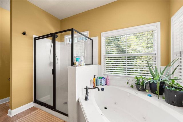 5 Plantation Oaks Drive, Mary Esther, FL 32569