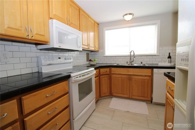 7014 S Fife Street, Tacoma, WA 98409