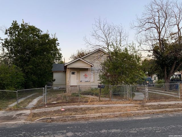 341&343 Avondale Ave, San Antonio, TX 78223