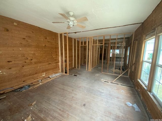 341&343 Avondale Ave, San Antonio, TX 78223