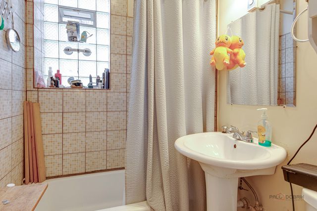 1408 N Central Park Avenue, Chicago, IL 60651