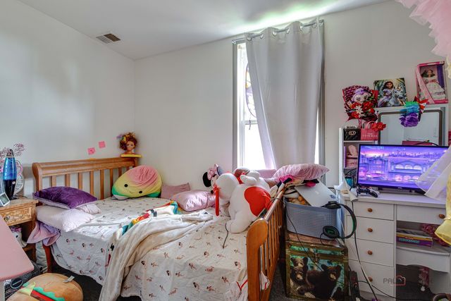 1408 N Central Park Avenue, Chicago, IL 60651