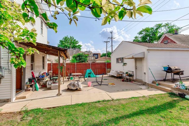1408 N Central Park Avenue, Chicago, IL 60651