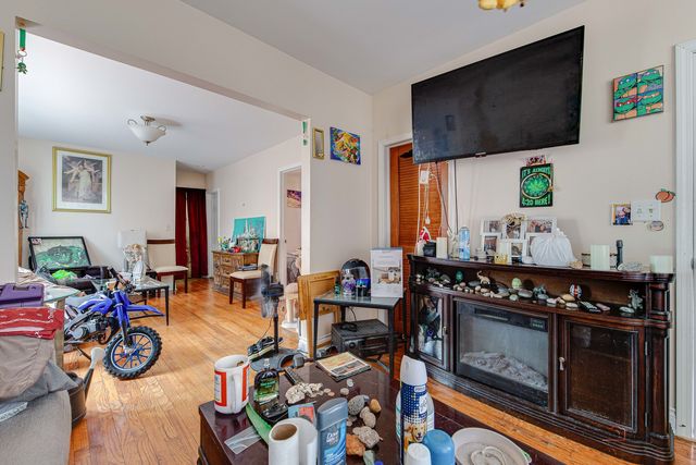 1408 N Central Park Avenue, Chicago, IL 60651