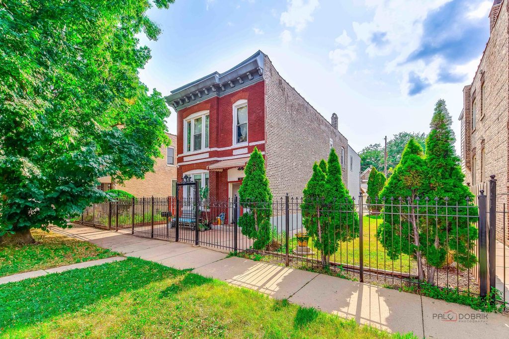 1408 N Central Park Avenue, Chicago, IL 60651
