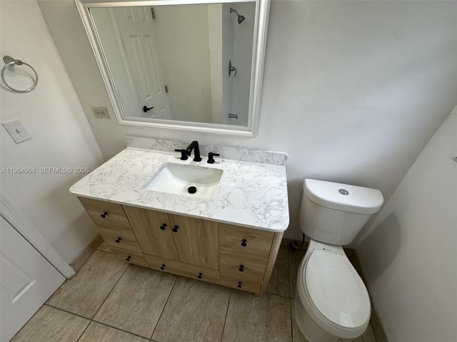 904 Wallace St, Coral Gables, FL 33134